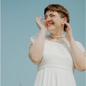 Meet your Posher, Olivia